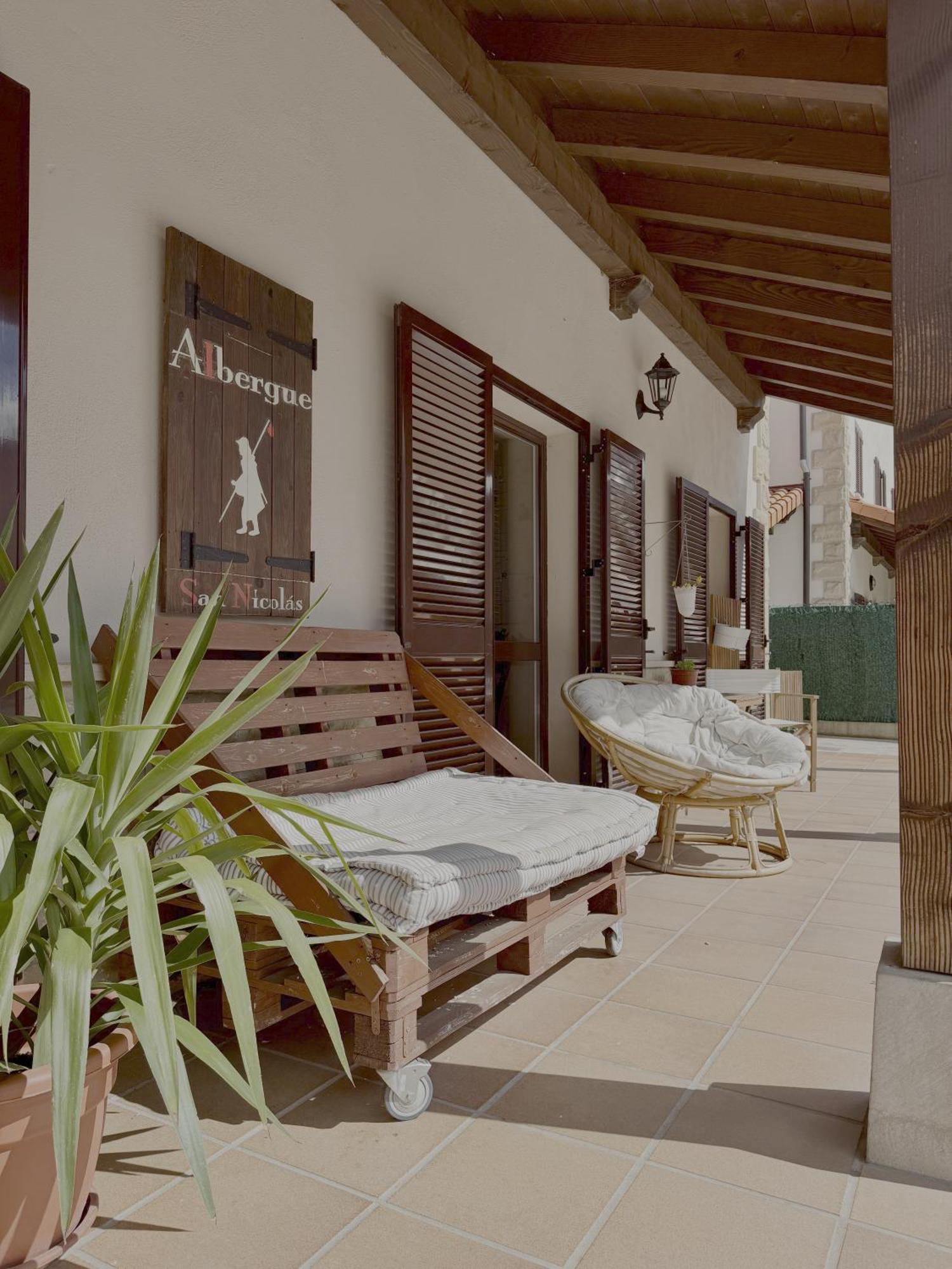 Albergue San Nicolas Larrasoana Dış mekan fotoğraf
